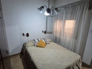 VENTA CASA LOTE PROPIO CON GALPON EN WILDE 10 X 46