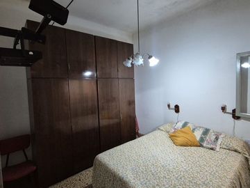 VENTA CASA LOTE PROPIO CON GALPON EN WILDE 10 X 46
