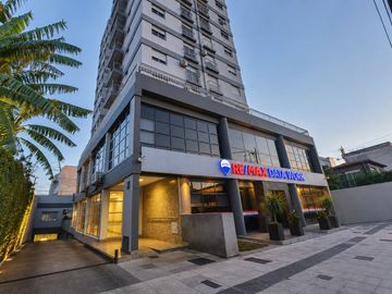 VENTA DE DEPARTAMENTO 3 AMBIENTES CON COCH-CASEROS