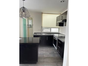 Departamento en Renta entre Calzada Zavaleta y Recta a Cholula, Puebla
