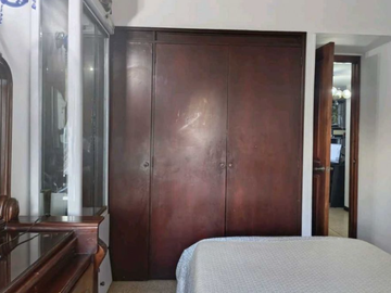 VENTA CASA EN LA LOMA DE LOS BERNAL - MEDELLIN