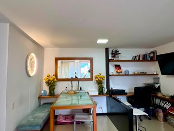 EN VENTA APARTAMENTO EN POBLADO - LOMA DEL INDIO