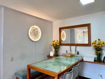 EN VENTA APARTAMENTO EN POBLADO - LOMA DEL INDIO
