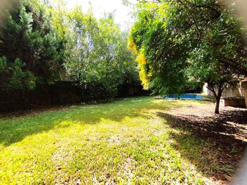 CASA 4 AMB  EN VENTA VILLA ADELINA JARDIN PILETA