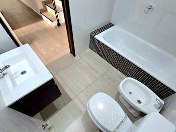VENTA PH 4 Ambientes con terraza en Versalles