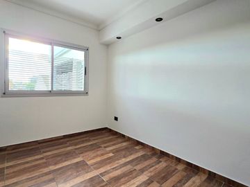 VENTA PH 4 Ambientes con terraza en Versalles