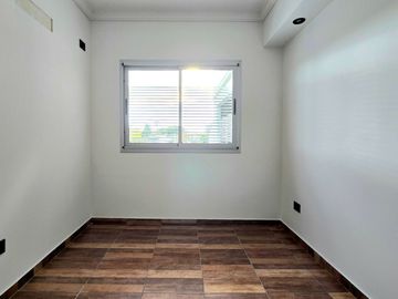 VENTA PH 4 Ambientes con terraza en Versalles