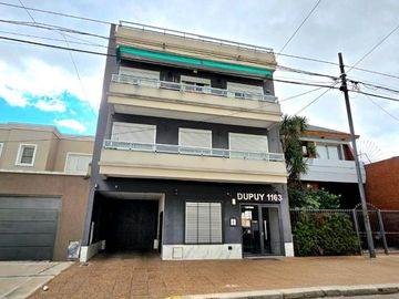VENTA PH 4 Ambientes con terraza en Versalles