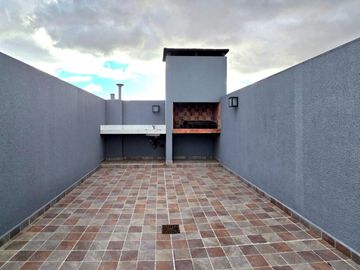 VENTA PH 4 Ambientes con terraza en Versalles