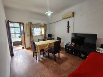 VENTA EN BLOQUE MULTIPROPÓSITO SALIDA A 2 CALLES