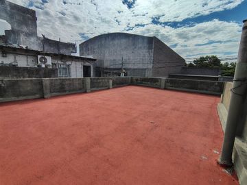 VENTA EN BLOQUE MULTIPROPÓSITO SALIDA A 2 CALLES