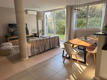 VENTA DPTO 3 AMB JARDIN PRIV V REMEROS COCH PILETA