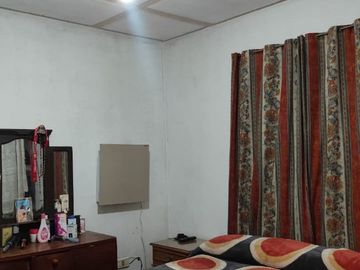 CASA CON DEPARTAMENTO CON AMPLIACION PARA LOCAL