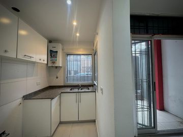 DEPARTAMENTO 2 AMB COCHERA ESCRITORIO VENTA