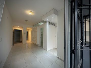 DEPARTAMENTO 2 AMB COCHERA ESCRITORIO VENTA