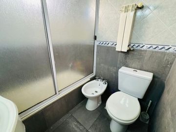 VENTA DEPARTAMENTO 3 AMBIENTES LANUS COCHERA IMPEC