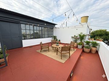 VENTA PH  CUATRO AMBIENTES PARQUE CHACABUCO