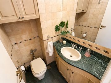 DEPARTAMENTO EN VENTA LOMAS DE ZAMORA 4 AMBIENTES