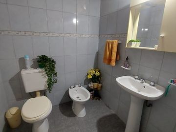 VENTA CASA/2 DEPARTAMENTOS RIVADAVIA MENDOZA