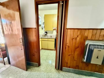 VENTA CASA 6 AMBIENTES CON PATIO - VILLA MAIPU