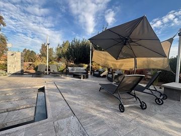 Casa con gran entorno en Brisas de Chicureo