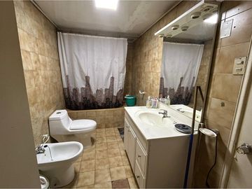 Casa + galpón en venta