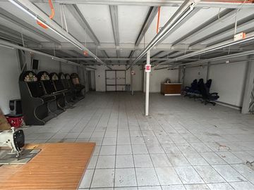 Casa + galpón en venta