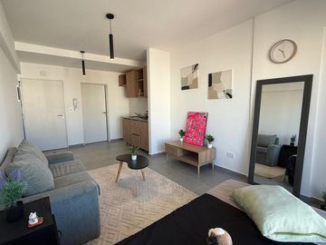 VENTA MONOAMB C/BALC A ESTR EXC CALIDAD MONSERRAT