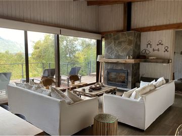Venta Casa con acceso playa del lago Calafquén