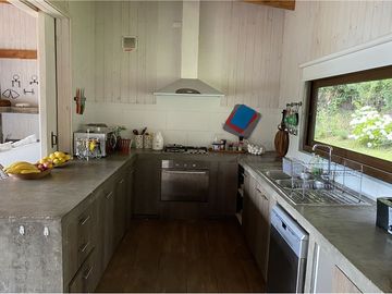 Venta Casa con acceso playa del lago Calafquén