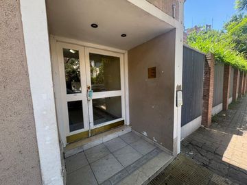VENTA DEPTO PLANTA BAJA 3 AMBIENTES EN OLIVOS