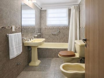 PH 4 AMBIENTES CON TERRAZA Y GARAGE