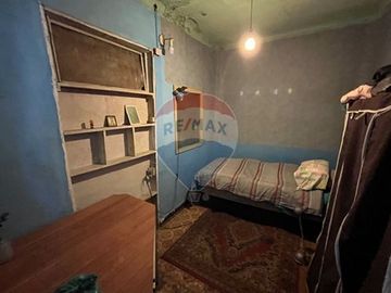 Casa para Remodelar con excelente ubicación.