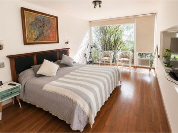 Amplia Casa Condominio 5D 4B