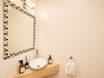 Amplia Casa Condominio 5D 4B