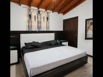 CASA EN VENTA UBICADA EN MEDELLIN SECTOR CAICEDO