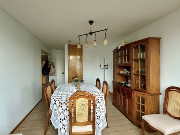 HERNANDO DE AGUIRRE, ENTRE LOTA Y CARMEN SYLVA