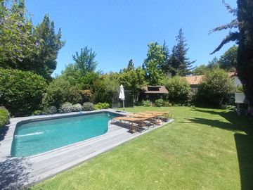 Casa en venta  en LO BARNECHEA
