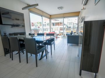 Departamento de 2 dormitorios + cochera - Las Cañitas, Palermo