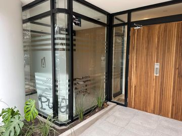 Alquiler 24 meses Semipiso 2 ambientes con cochera