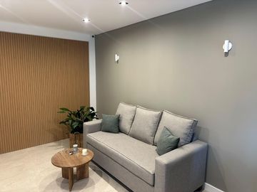Alquiler 24 meses Semipiso 2 ambientes con cochera