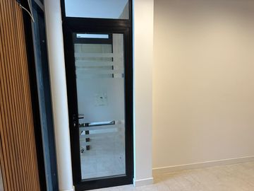 Alquiler 24 meses Semipiso 2 ambientes con cochera