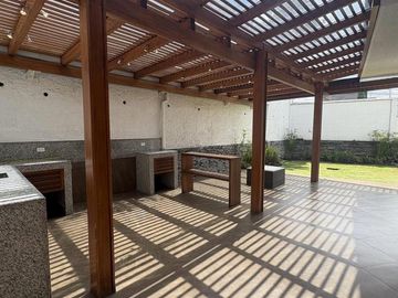Casa en San Juan de Cumbayá