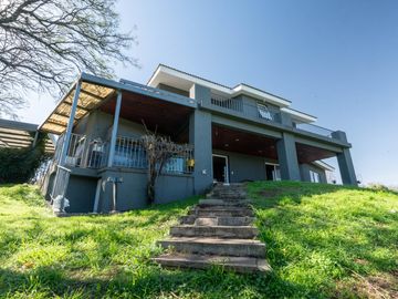 Casa en venta Altos del Golf 4 dormitorios- Pileta