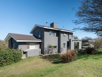 Casa en venta Altos del Golf 4 dormitorios- Pileta