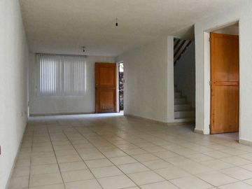 Lomas de españita amplia casa