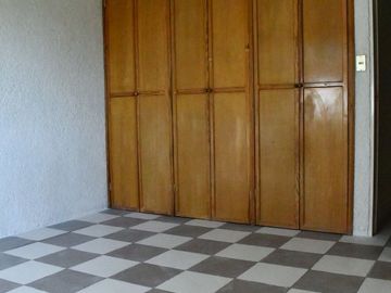 Lomas de españita amplia casa