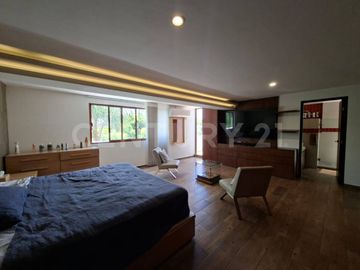 Residencia en Venta, Jardines de Zavaleta