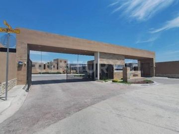 CASA EN RENTA AMUEBLADA EN COL. RESIDENCIAL VALTERRA EN APODACA NUEVO LEON