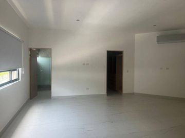 Casa en Renta en Col. Olímpico, San Pedro Garza Garcia